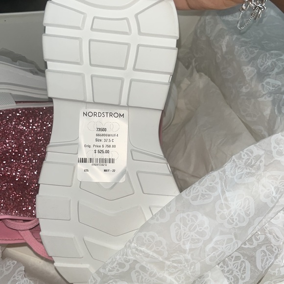 pink alexander mcqueens boots size 37 never worn comes with box and dust bag - Picture 6 of 12